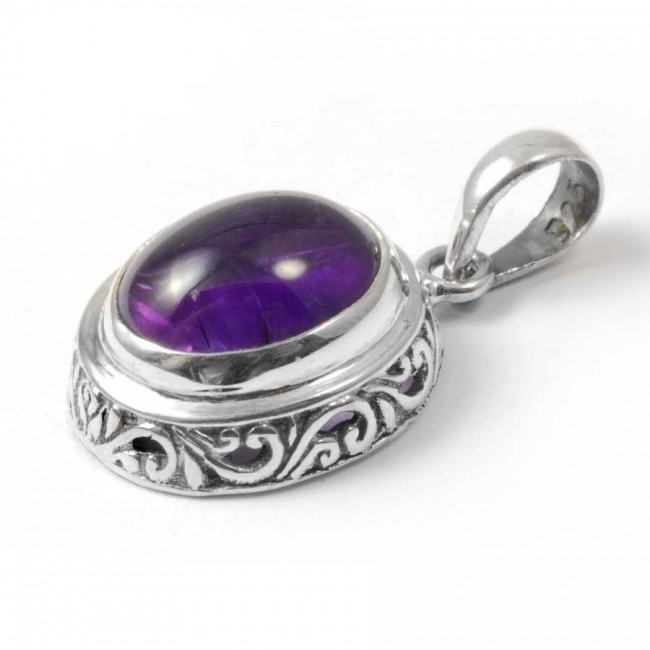 Embossed Gemstone Pendant - Silver Jewellery - Boutique Nirvana