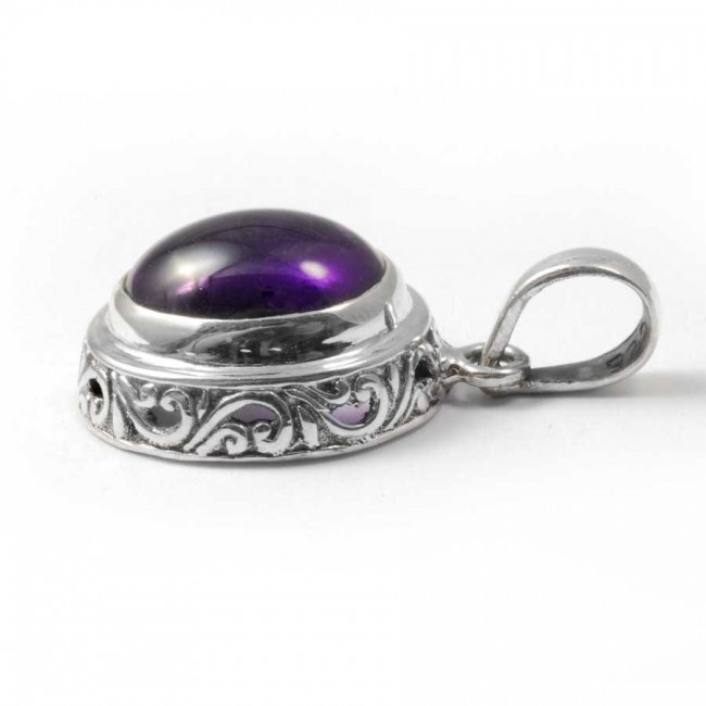 Embossed Gemstone Pendant - Silver Jewellery - Boutique Nirvana