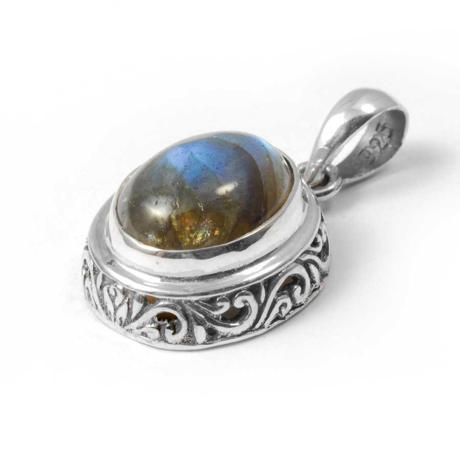 Embossed Gemstone Pendant - Silver Jewellery - Boutique Nirvana