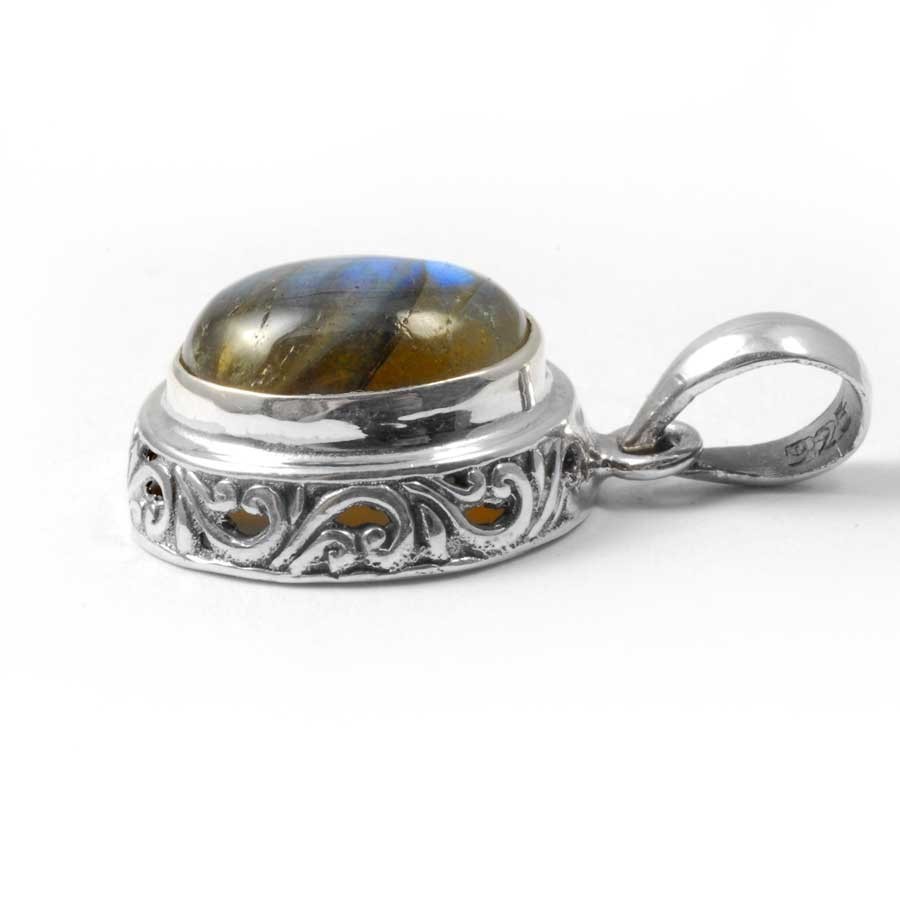 Embossed Gemstone Pendant - Silver Jewellery - Boutique Nirvana