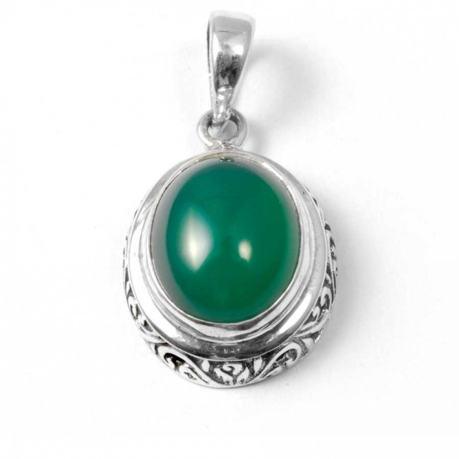 Embossed Gemstone Pendant - Silver Jewellery - Boutique Nirvana