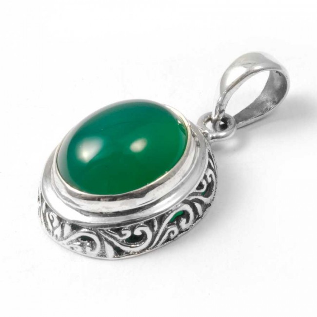 Embossed Gemstone Pendant - Silver Jewellery - Boutique Nirvana