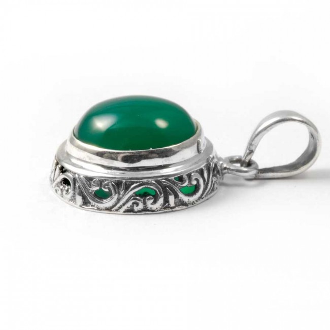 Embossed Gemstone Pendant - Silver Jewellery - Boutique Nirvana