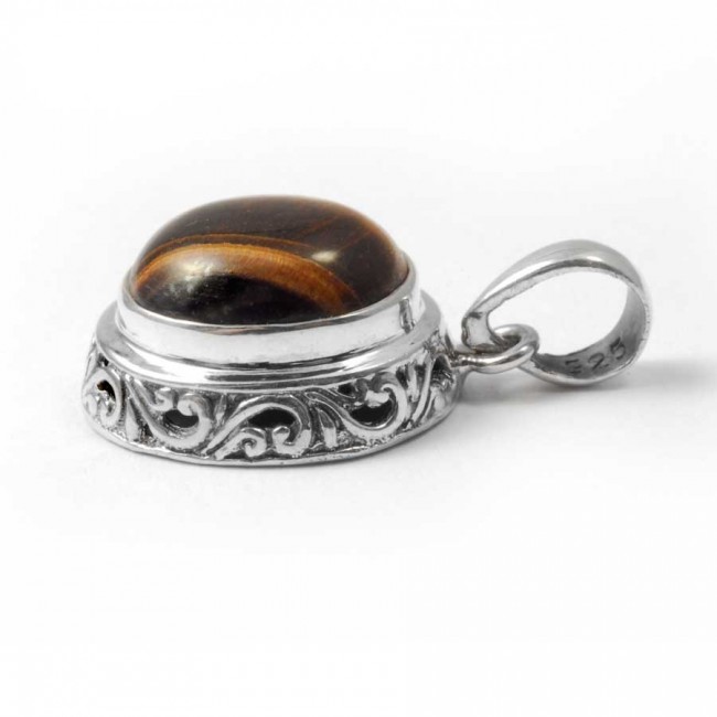 Embossed Gemstone Pendant - Silver Jewellery - Boutique Nirvana