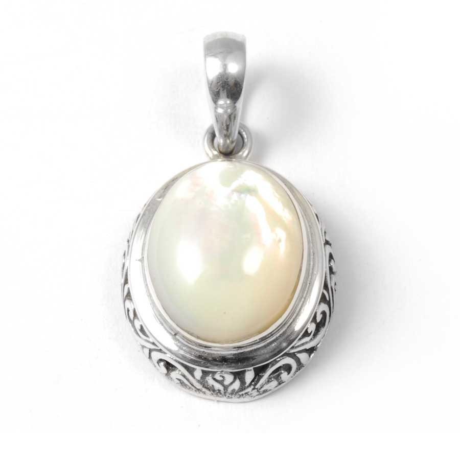 Embossed Gemstone Pendant - Silver Jewellery - Boutique Nirvana