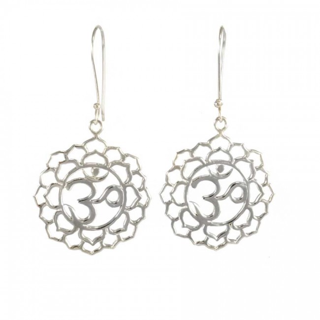 Boucles d'oreilles Om en argent ouvragé - BIJOUX ARGENT - Boutique Nirvana