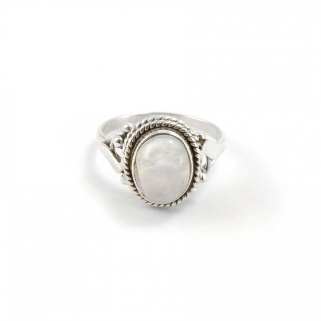 Fine Detailed Silver & Oval Stone Ring - Silver Jewellery - Boutique Nirvana
