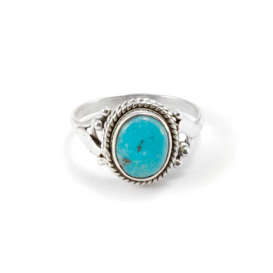 Fine Detailed Silver & Oval Stone Ring - Silver Jewellery - Boutique Nirvana