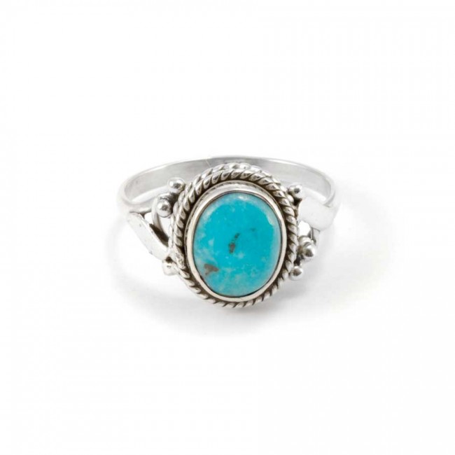Fine Detailed Silver & Oval Stone Ring - Silver Jewellery - Boutique Nirvana