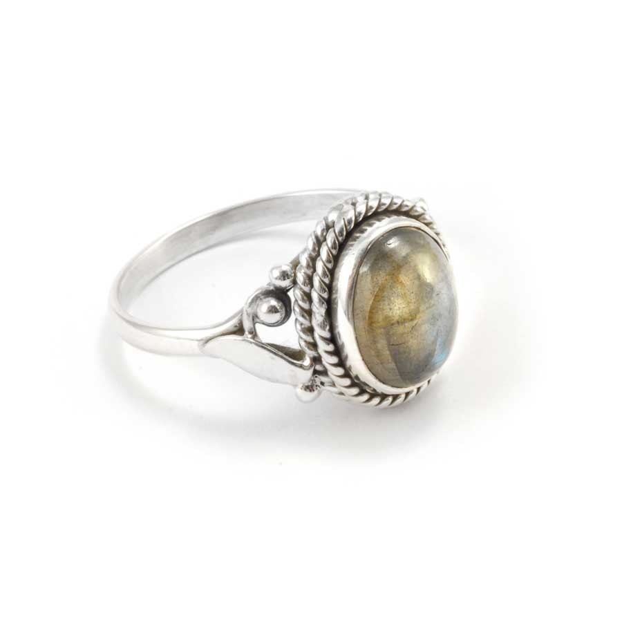 Fine Detailed Silver & Oval Stone Ring - Silver Jewellery - Boutique Nirvana