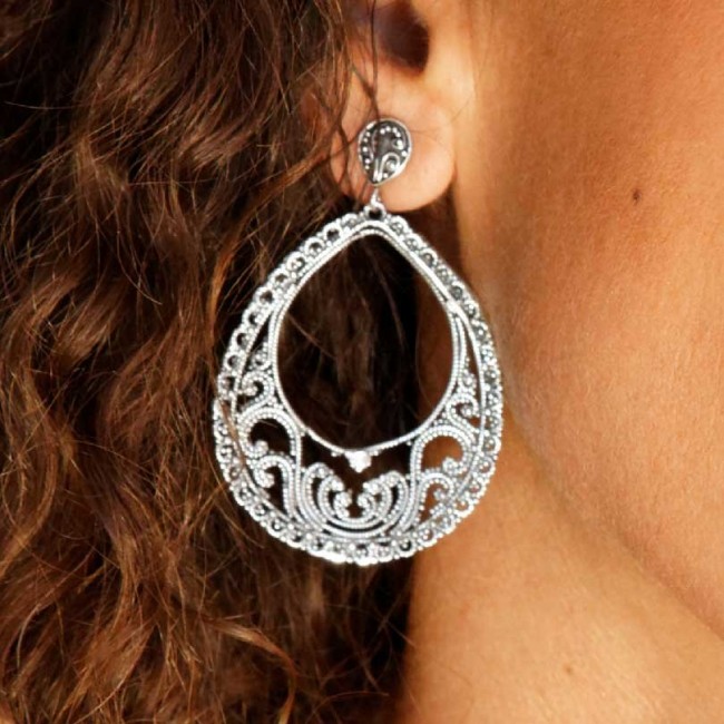 Beautiful Silver Filigree Stud Earrings - Silver Jewellery - Boutique Nirvana