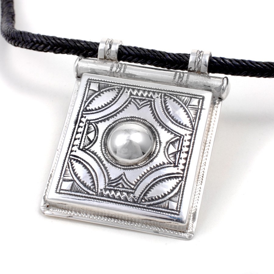 Collier argent Touareg grand pendentif carré - BIJOUX ARGENT - Boutique Nirvana
