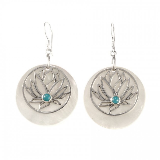 Boucles d'oreilles nacre avec lotus en argent - Silver Jewellery - Boutique Nirvana