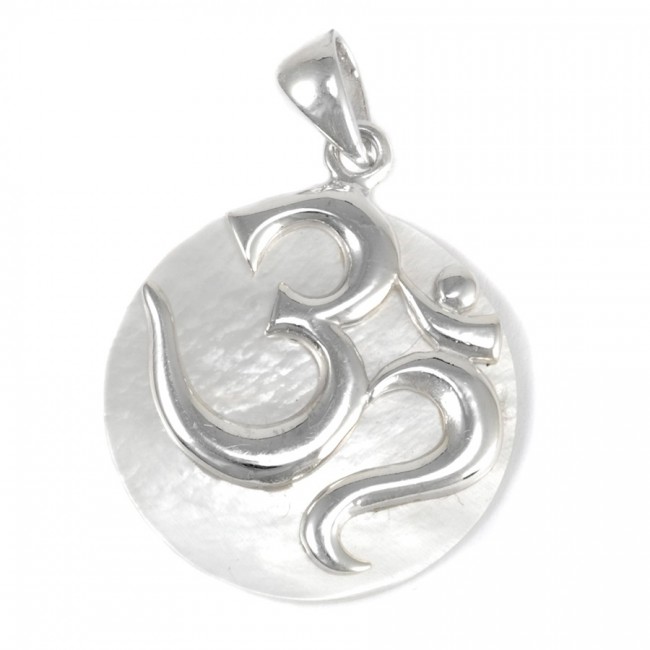 Medaillon Om en argent - Silver Jewellery - Boutique Nirvana